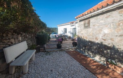 Resale - House - Finca - Cortijo - Casares - Casares Centro