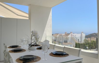 Resale - Apartment - Middle Floor Apartment - Estepona - Estepona Centro