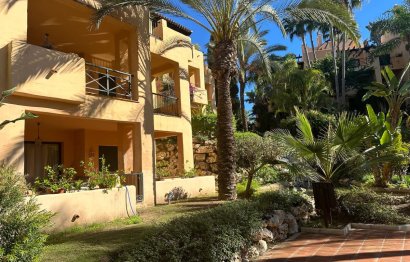 Resale - Apartment - Middle Floor Apartment - Estepona - Estepona Centro