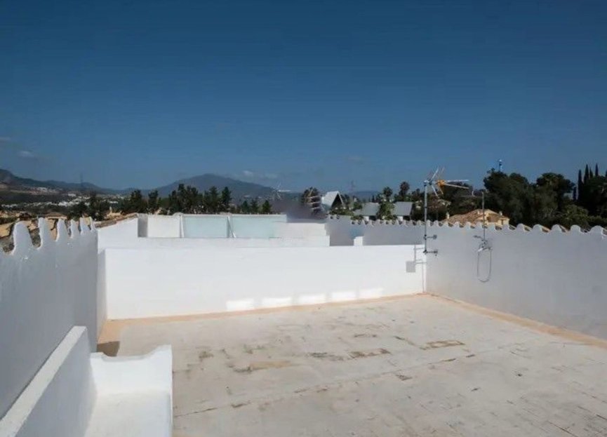 Resale - House - Semi-Detached House - Estepona - Atalaya