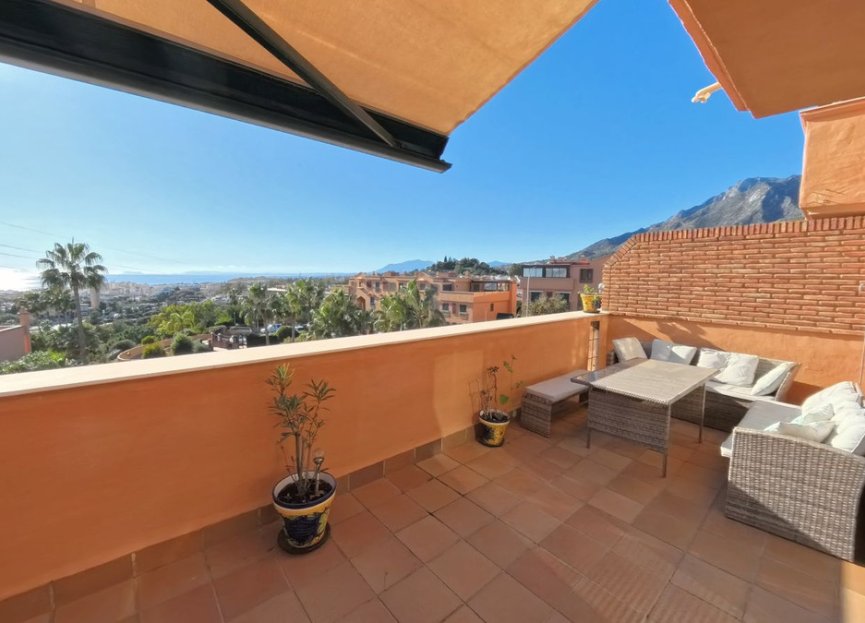 Resale - Apartment - Top Floor Apartment - Marbella - Marbella Centro