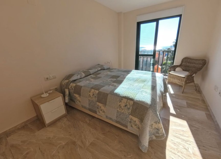 Resale - Apartment - Top Floor Apartment - Marbella - Marbella Centro