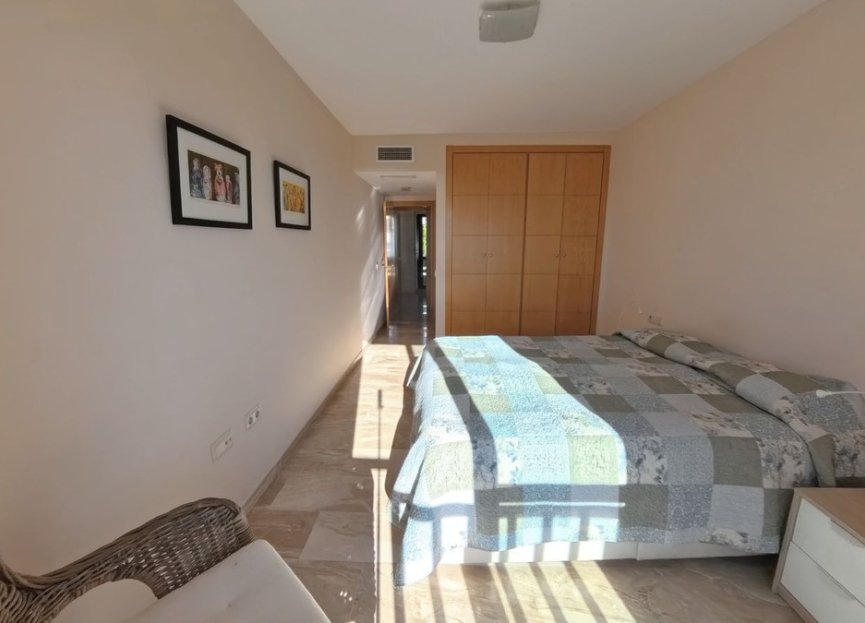 Resale - Apartment - Top Floor Apartment - Marbella - Marbella Centro