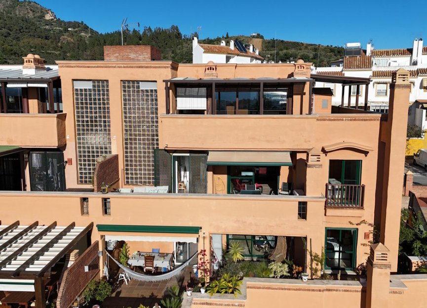 Resale - Apartment - Top Floor Apartment - Marbella - Marbella Centro