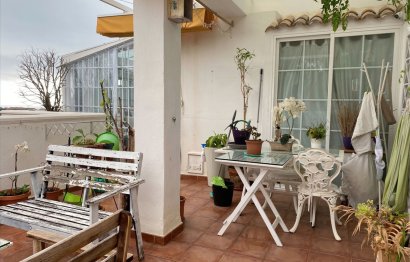 Resale - Apartment - Middle Floor Apartment - Marbella - Río Real