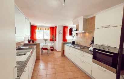 Resale - Apartment - Penthouse - Marbella - Marbella Centro