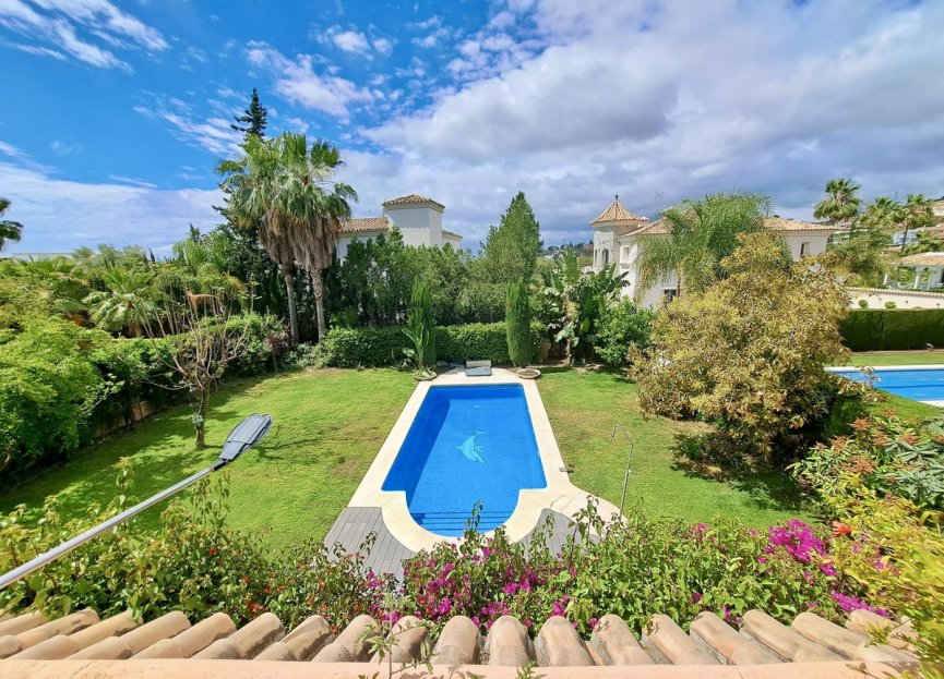 Resale - House - Detached Villa - Marbella - Nueva Andalucia