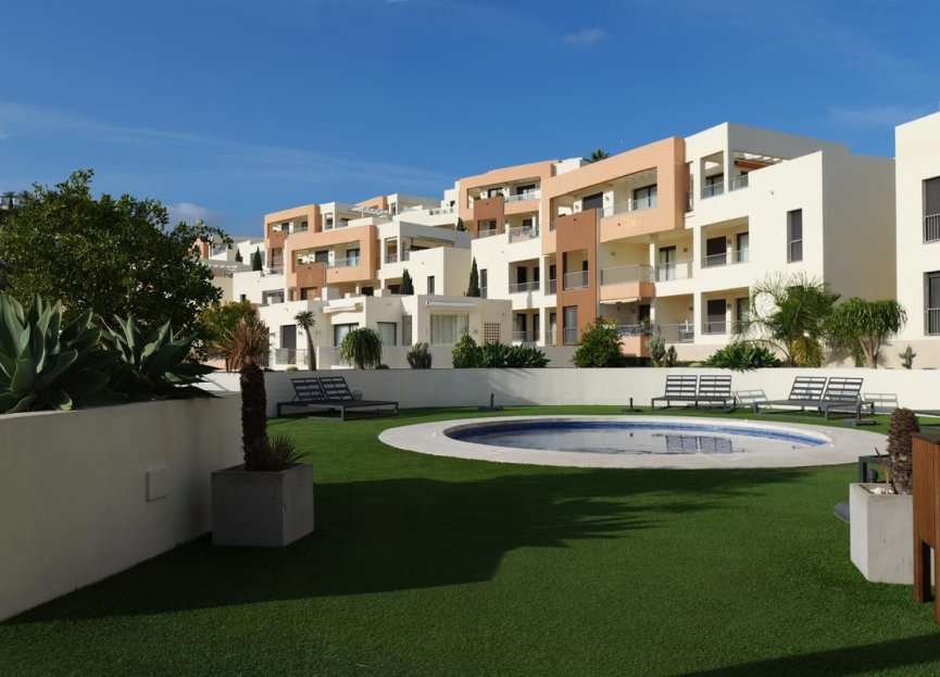 Resale - Apartment - Ground Floor Apartment - Marbella - Altos de los Monteros