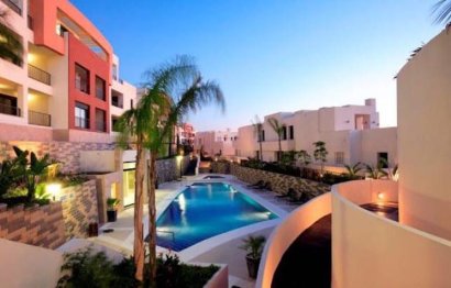 Resale - Apartment - Ground Floor Apartment - Marbella - Altos de los Monteros