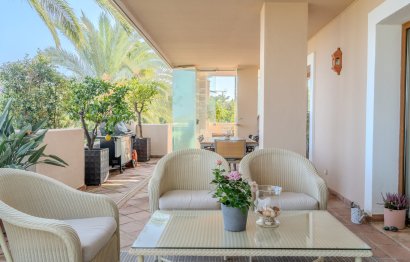 Reventa - Apartment - Middle Floor Apartment - Estepona - Estepona Centro