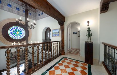 Resale - House - Detached Villa - Marbella - Bahía de Marbella