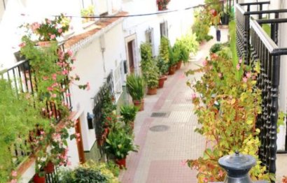 Resale - House - Semi-Detached House - Marbella - Marbella Centro