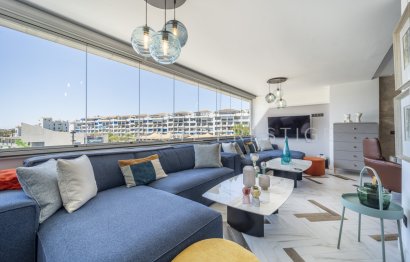 Resale - Apartment - Middle Floor Apartment - Marbella - Puerto Banús