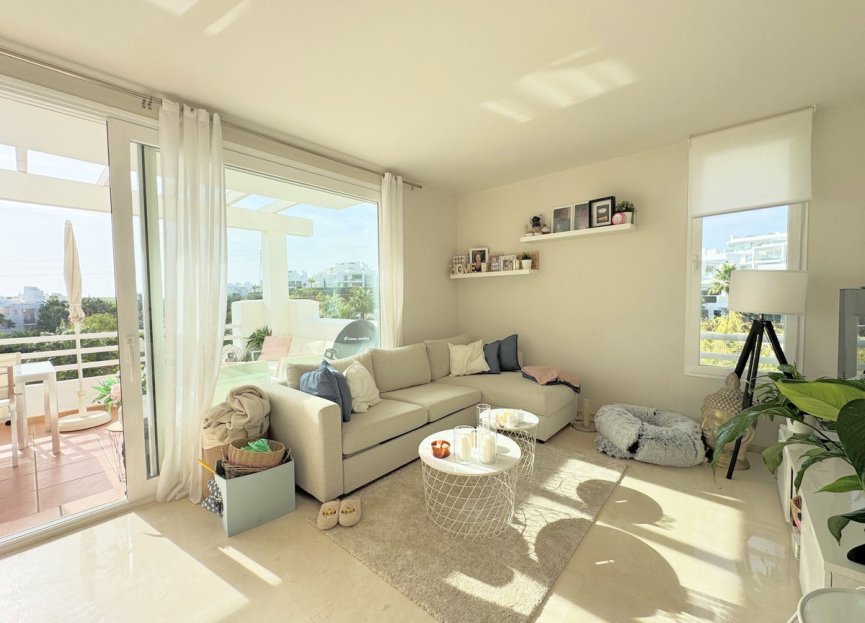 Resale - Apartment - Middle Floor Apartment - Casares - Casares Centro