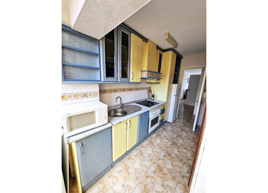 Resale - Apartment - Middle Floor Apartment - Fuengirola - Fuengirola Centro