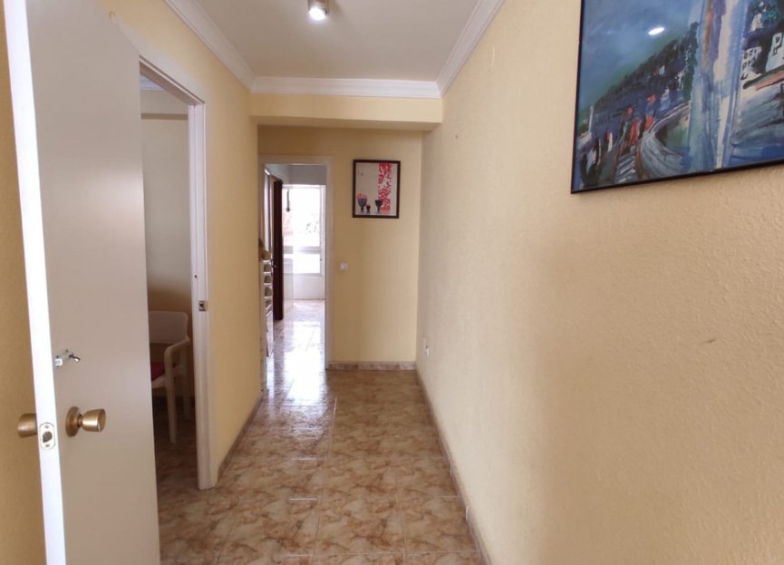 Resale - Apartment - Middle Floor Apartment - Fuengirola - Fuengirola Centro