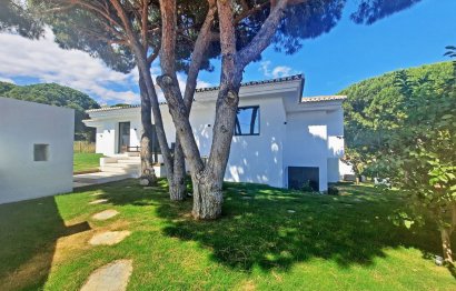 Resale - House - Detached Villa - Marbella - Elviria