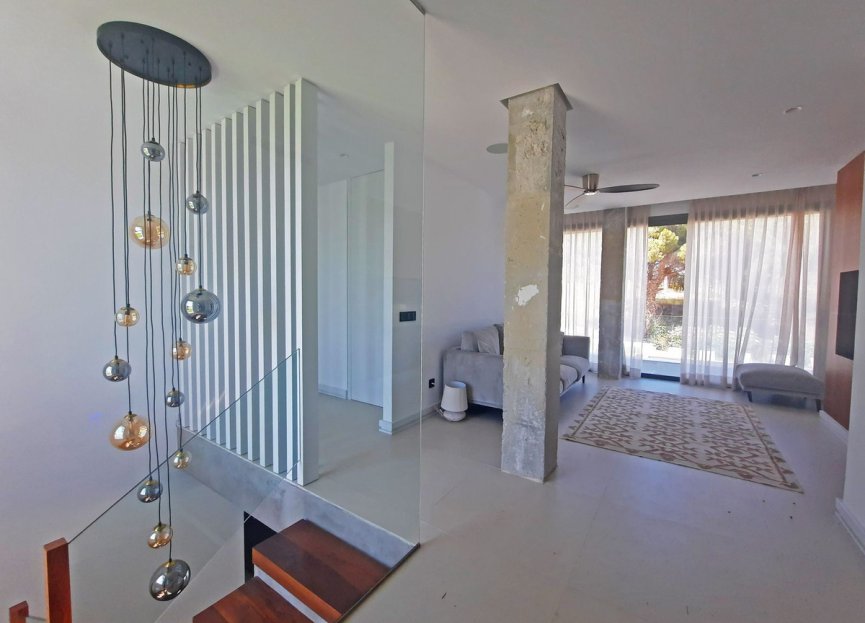 Resale - House - Detached Villa - Marbella - Elviria