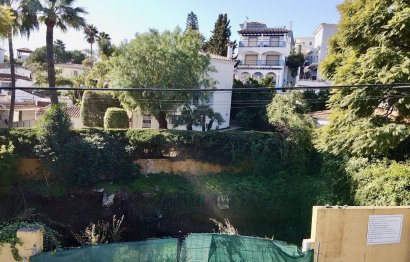 Resale - Plot - Land - Marbella - Nueva Andalucia