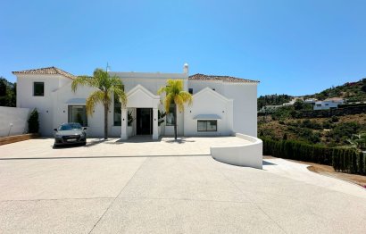 Resale - House - Detached Villa - Benahavís - El Madroñal