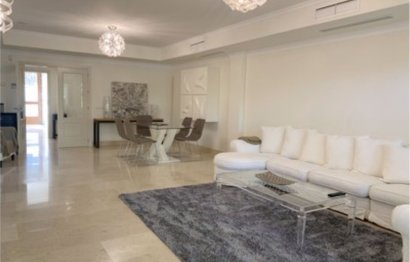 Resale - Apartment - Ground Floor Apartment - Marbella - The Golden Mile