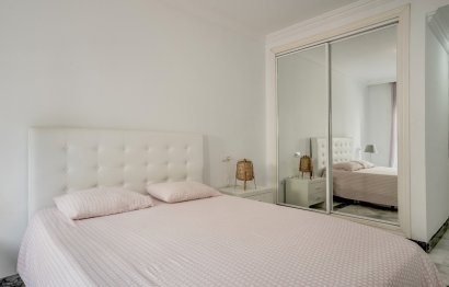 Resale - Apartment - Ground Floor Apartment - Marbella - Nueva Andalucia