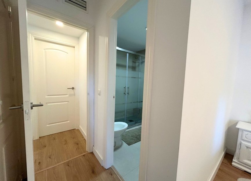 Resale - Apartment - Middle Floor Apartment - Fuengirola - Los Boliches