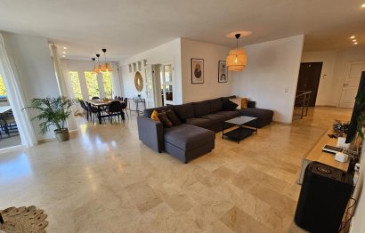 Resale - House - Detached Villa - Benalmádena - Benalmadena Centro