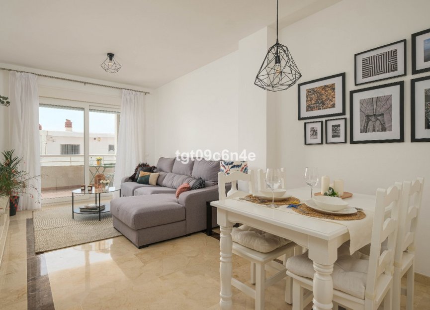 Resale - Apartment - Middle Floor Apartment - Marbella - Marbella Centro