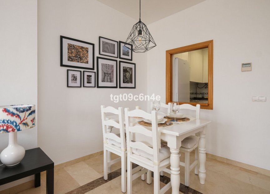 Resale - Apartment - Middle Floor Apartment - Marbella - Marbella Centro