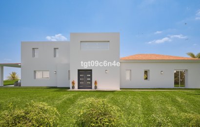 Resale - Plot - Land - Estepona - Estepona Centro