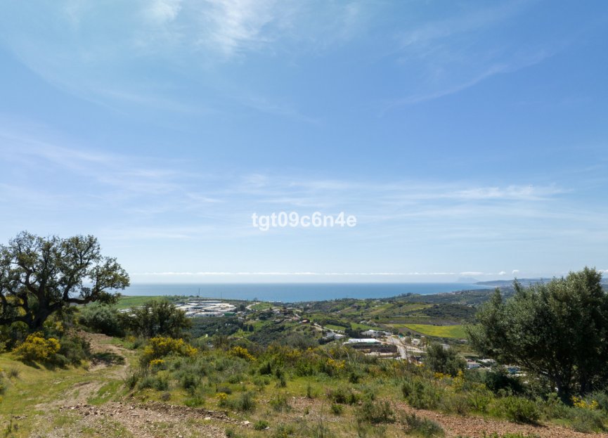 Resale - Plot - Land - Estepona - Estepona Centro