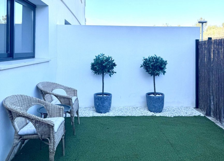 Resale - Apartment - Ground Floor Apartment - Estepona - Estepona Centro