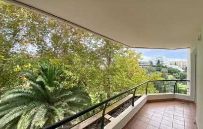 Resale - Apartment - Middle Floor Apartment - Marbella - Guadalmina Alta