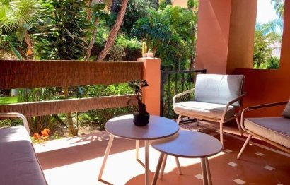 Resale - Apartment - Ground Floor Apartment - Marbella - Elviria