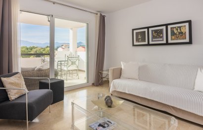 Resale - Apartment - Middle Floor Apartment - Estepona - Estepona Centro