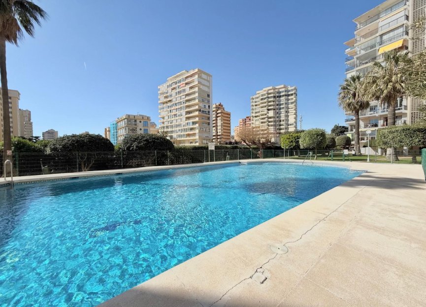 Resale - Apartment - Middle Floor Apartment - Fuengirola - Los Boliches