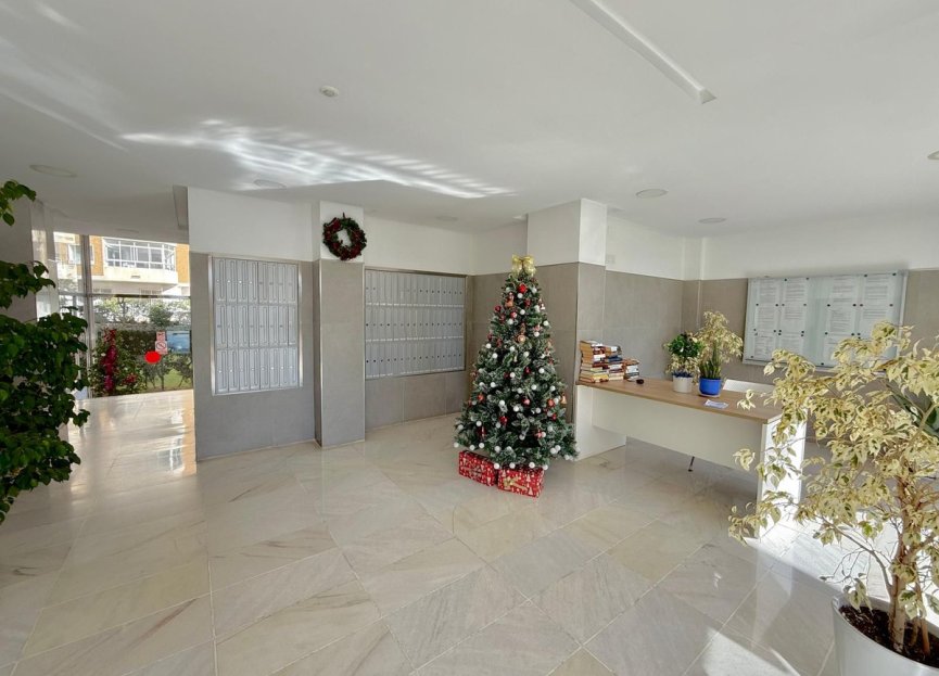 Resale - Apartment - Middle Floor Apartment - Fuengirola - Los Boliches