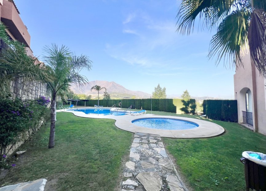 Resale - House - Townhouse - Estepona - Estepona Centro