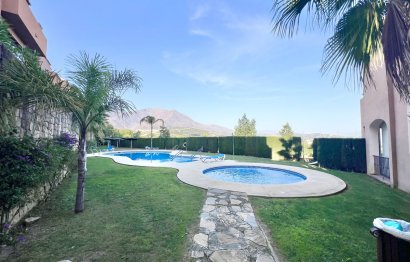 Resale - House - Townhouse - Estepona - Estepona Centro