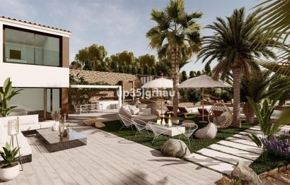 Resale - House - Detached Villa - Estepona - Estepona Centro