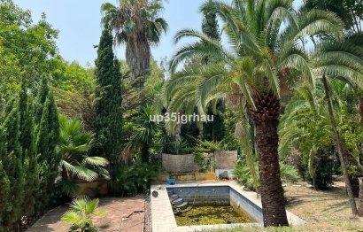 Resale - House - Detached Villa - Estepona - Estepona Centro