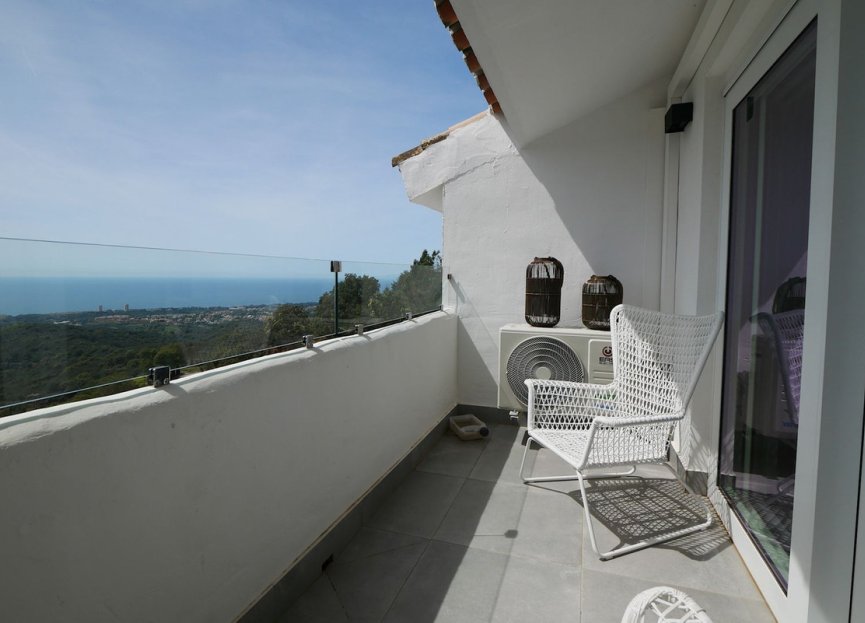 Resale - Apartment - Penthouse - Marbella - La Mairena