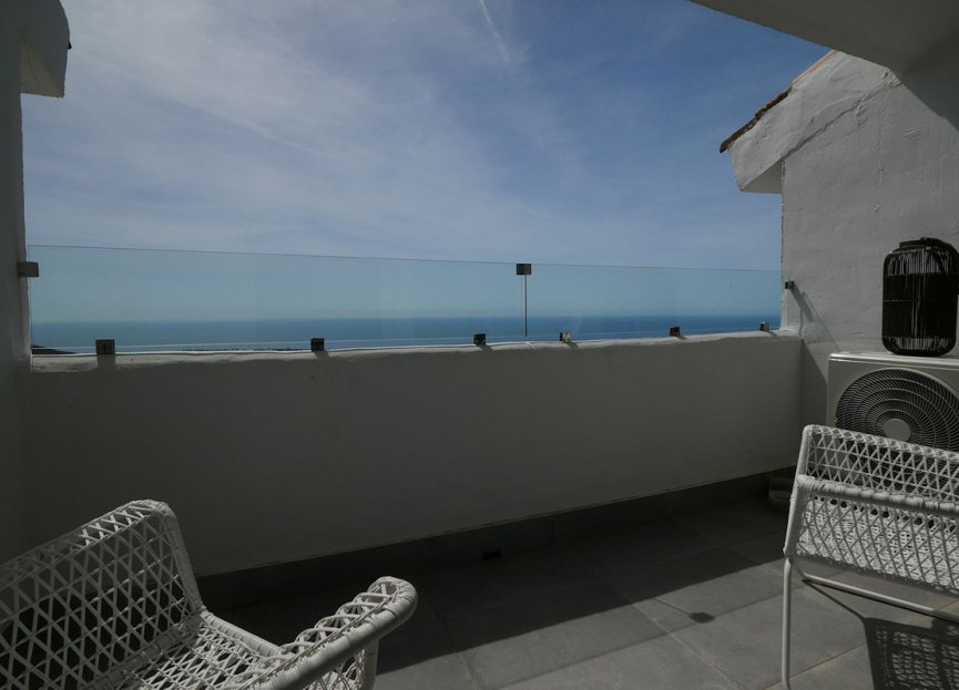 Resale - Apartment - Penthouse - Marbella - La Mairena