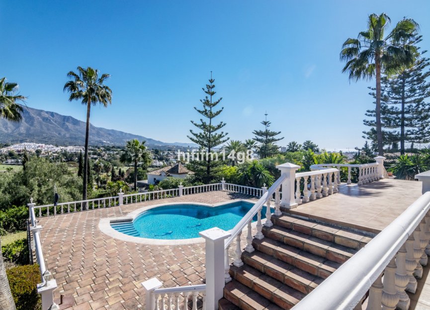 Resale - House - Detached Villa - Marbella - Las Brisas