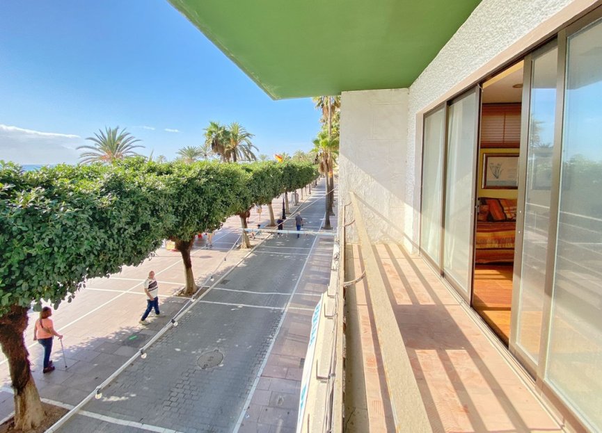 Resale - Apartment - Middle Floor Apartment - Marbella - Marbella Centro