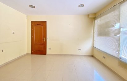 Resale - Apartment - Middle Floor Apartment - Marbella - Marbella Centro