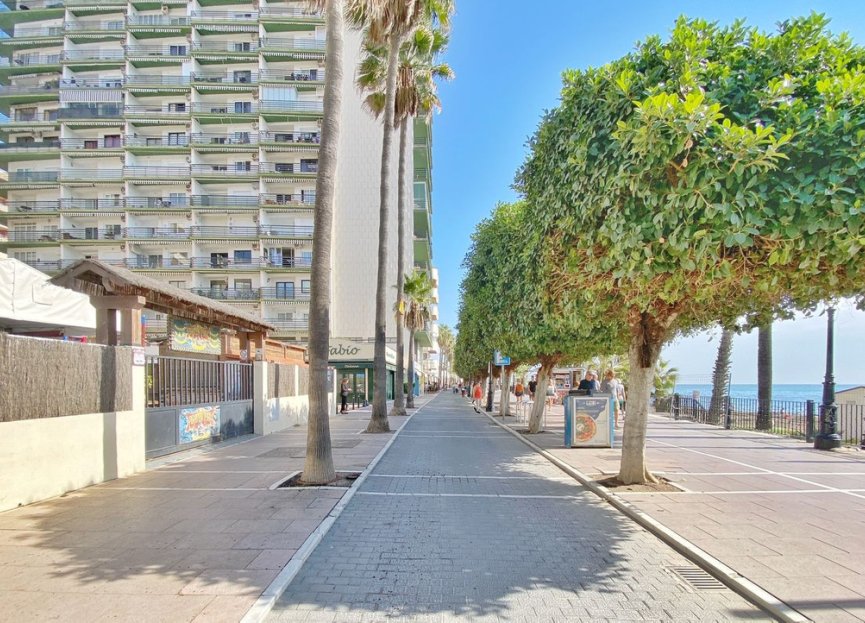 Resale - Apartment - Middle Floor Apartment - Marbella - Marbella Centro