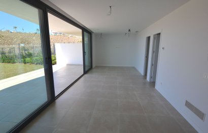 Resale - Apartment - Ground Floor Apartment - Fuengirola - Fuengirola Centro