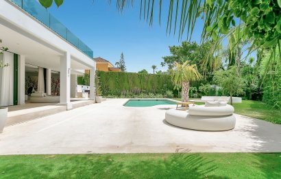 Resale - House - Detached Villa - Marbella - Nueva Andalucia